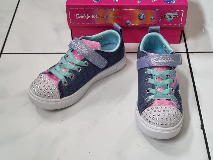 Skechers Twinkle Toes Light Up Sneakers Unicorn Charm 31