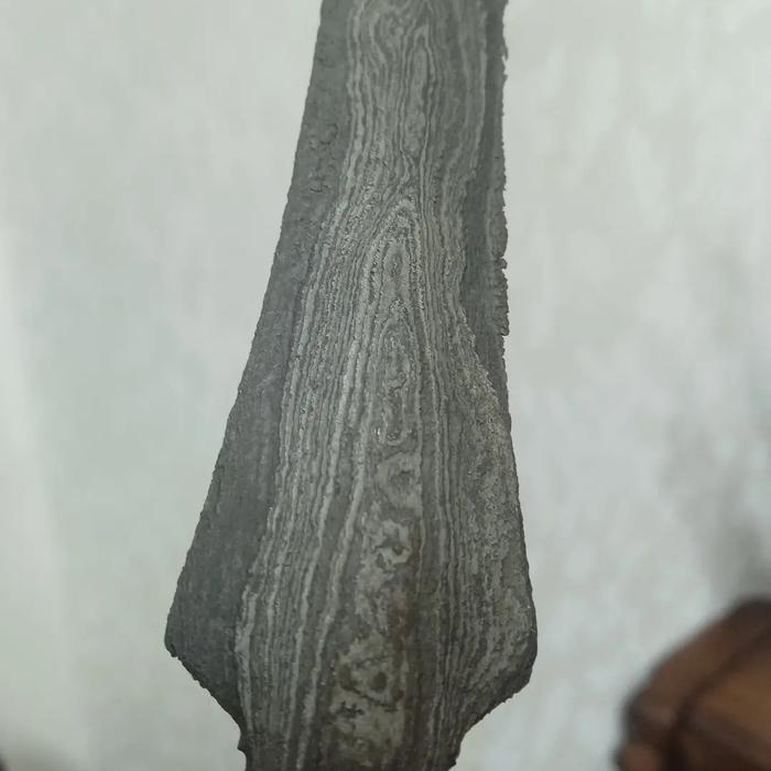 TOMBAK  PUSAKA LANGKA PAMOR JUNG ISI DUNYO