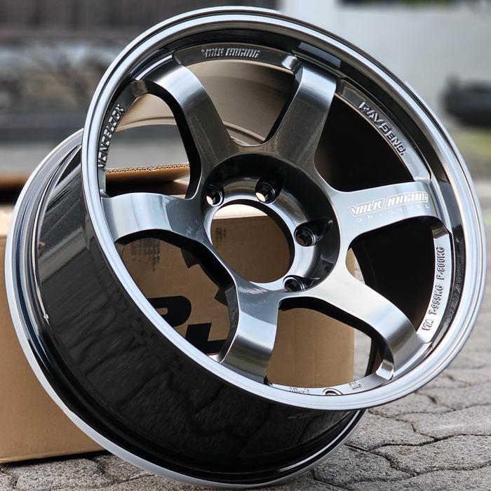 Velg Mobil RH JF Luxury TE37 Progressive R18 Lebar 9 ET 0 Flow Forged
