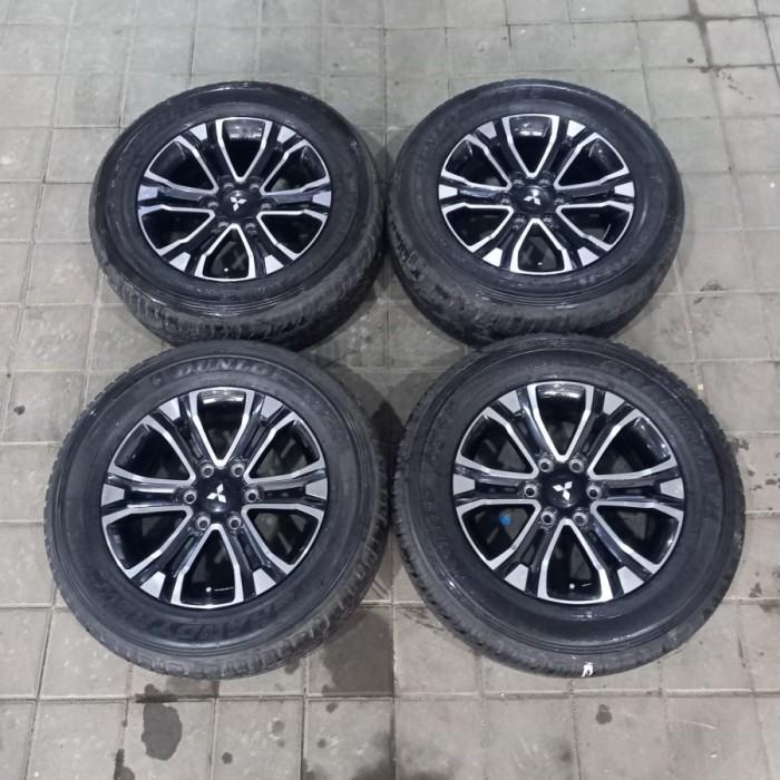 VELG BEKAS MOBIL PAJERO OXFORD R18 LEBAR 7,5 ET38 + 265 60 R18 DUNLOP