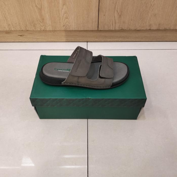 Crocodile CS 9819-7 Grey Sandal Pria Original