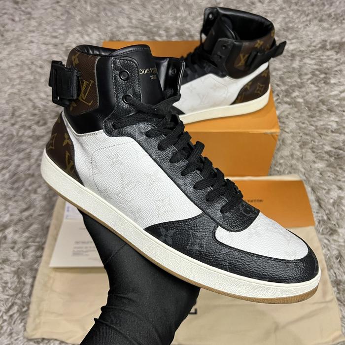 SIZE LV10.5 LOUIS VUITTON HIGH RIVOLI SNEAKERS AUTHENTIC ORIGINAL 100%