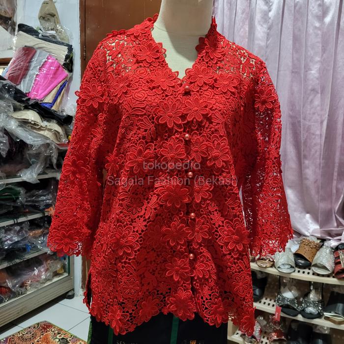 Kebaya Pink Boutique Butik model Bunga Timbul warna Merah