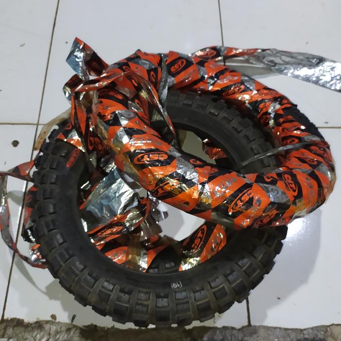 ban luar cst ukuran 2.50/10 ring 10 vespa PTS Corsa px nos pacul satu