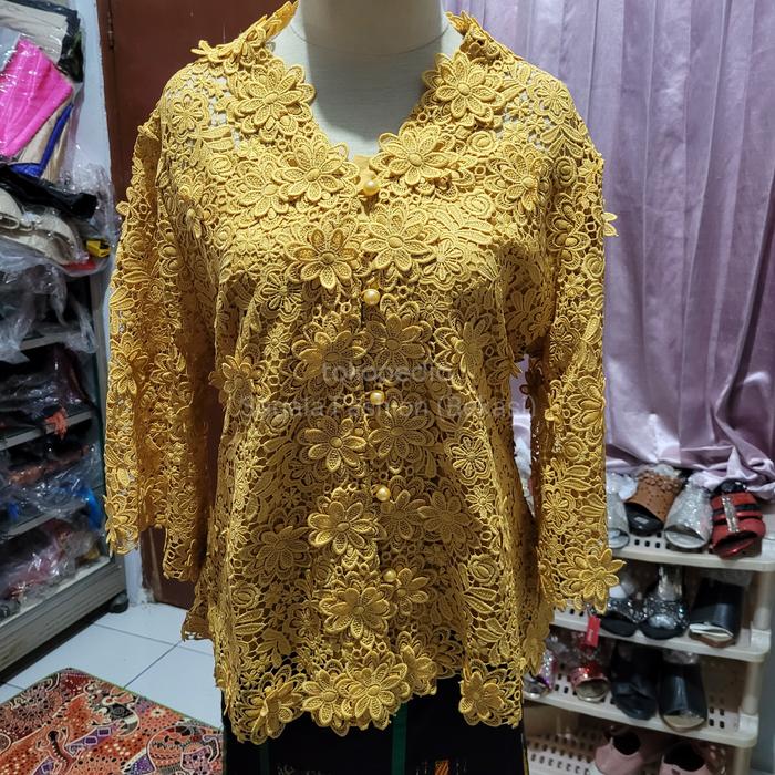 Kebaya Pink Boutique Pink Butik model Bunga Timbul warna Kuning Gold