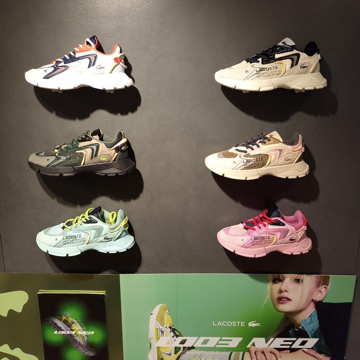 Sepatu Lacoste Women L003