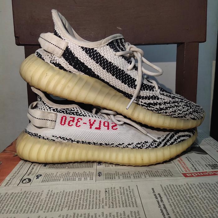 adidas yeezy 350 zebra second