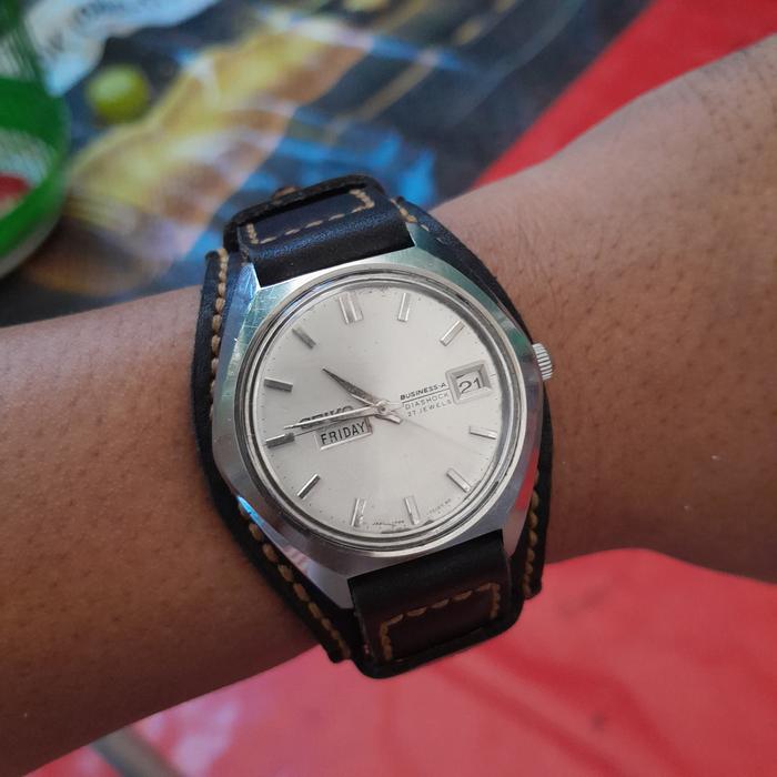 Jam tangan pria Vintage seiko A Business Diashock 27 jewels 8346 7010