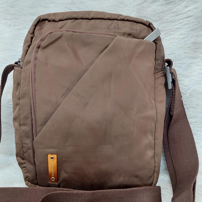Sling bag Mandarina Duck