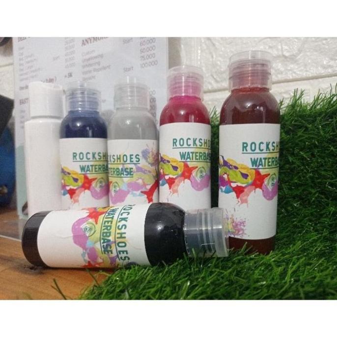 Cat sepatu waterbase untuk canvas, suede 100ml warna merah biru abu2
