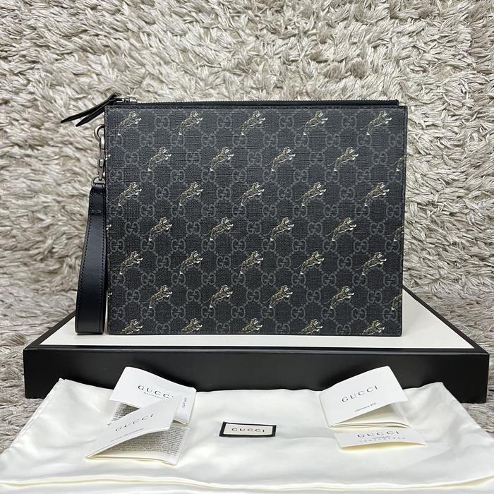 GUCCI GG SUPREME JUMPING TIGER CLUTCH BNIB 100% AUTHENTIC ORIGINAL