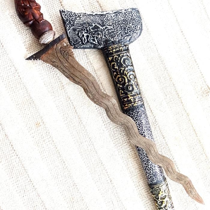 keris naga luk  bilah 38 cm