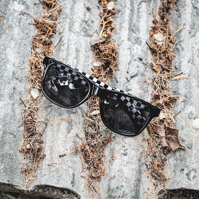 VANS SUNGLASSES SPICOLI CHECKERBOARD BLACK WHITE