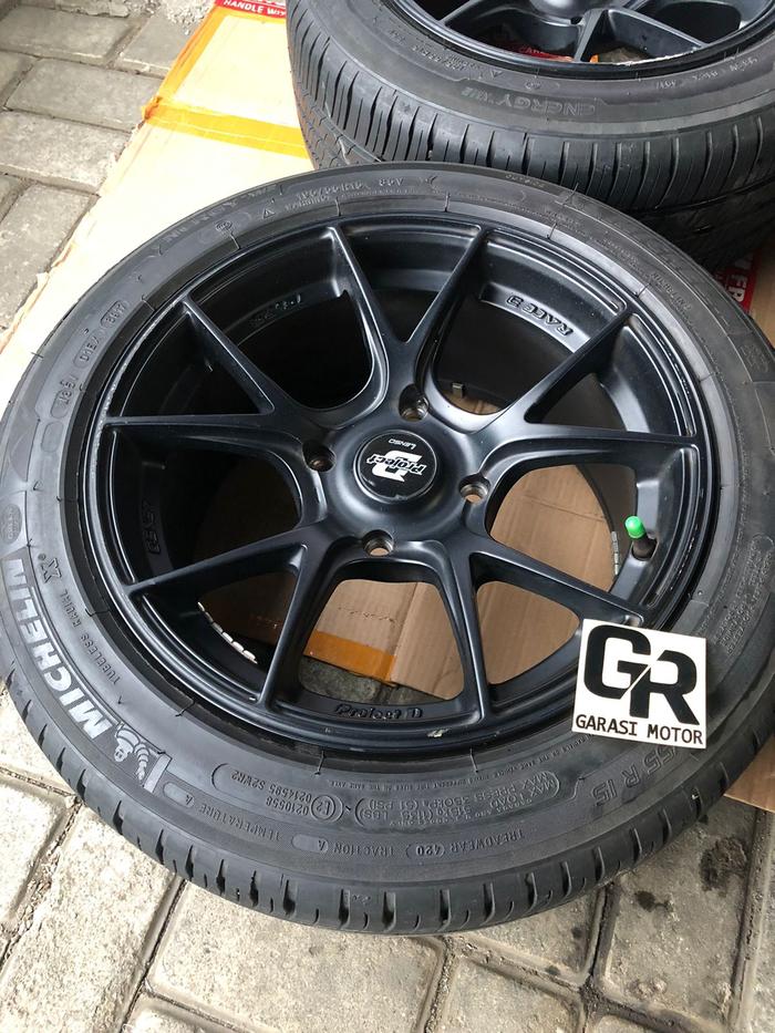 velg lenso race 3 pcd 4 x 114 plus ban michelin xm2 195 55 r15 avanza