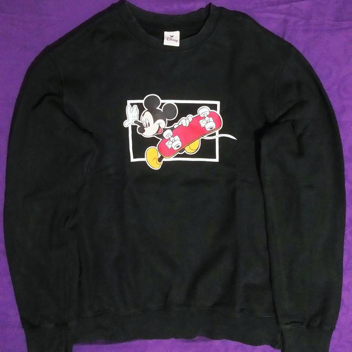 crewneck disney mickey second