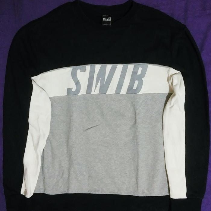crewneck swib second
