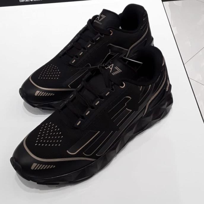Sepatu sneakers pria EA7 teknical black gold original with box