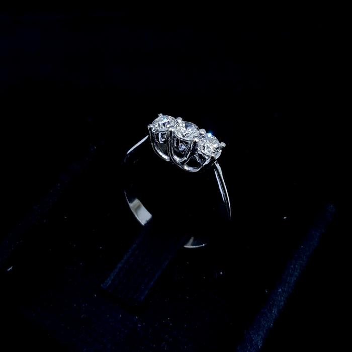 cincin emas berlian asli