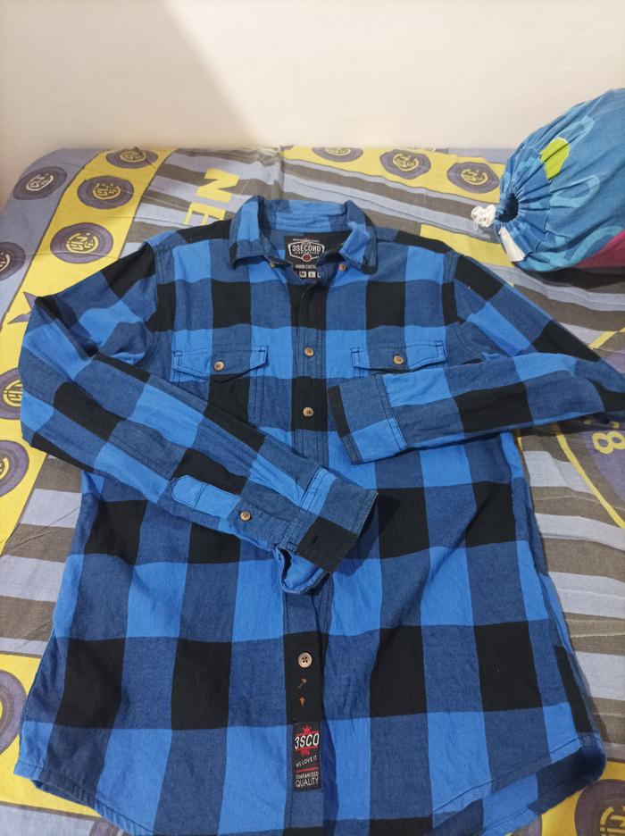 Kemeja flanel sixty one bekas