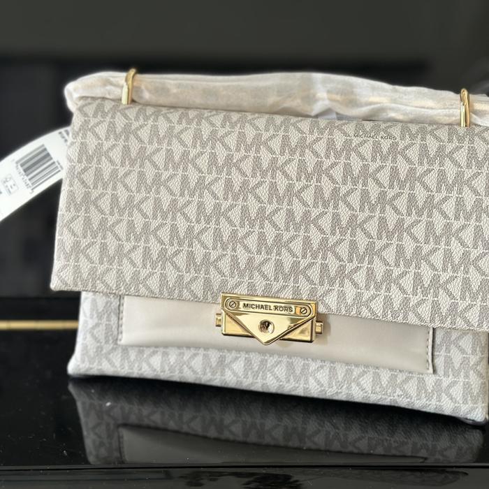 mk cece medium