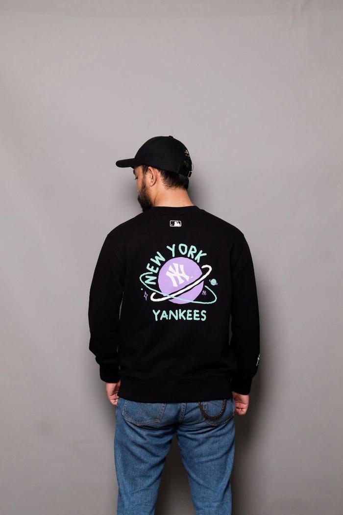 MLB NY Yankees Planet Crewneck Black