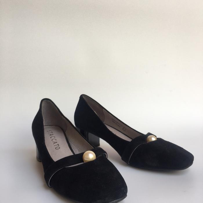 Staccato Heels Black