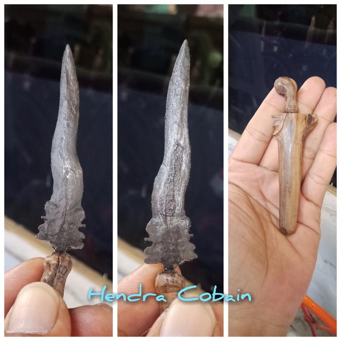 Pusaka Putut Kembar Langka Antik