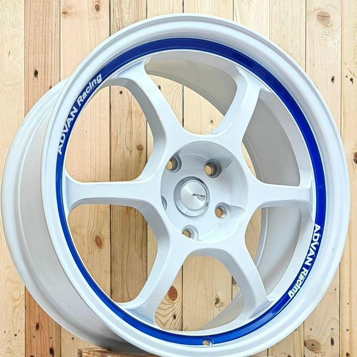 velg innova reborn venturer zenix r18 ADVAN RG1 velg ring 18 lebar 9,5
