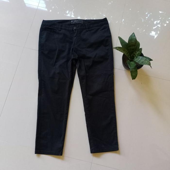Celana Bahan Giordano