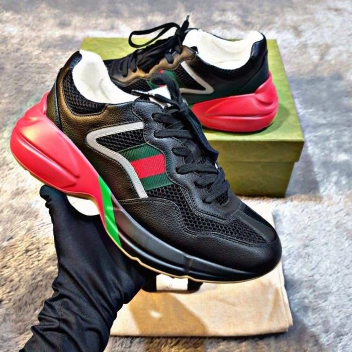 GUCCI LOGO RHYTON BLACK