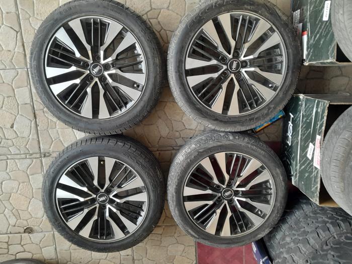 Velg Mobil Second R18 HSR FAIRMONT Ring 18 Innova HRV Juke Outlander