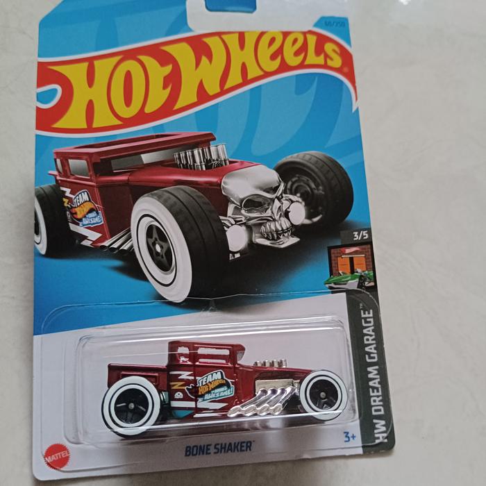 hot wheels BONE SHAKER ban putih