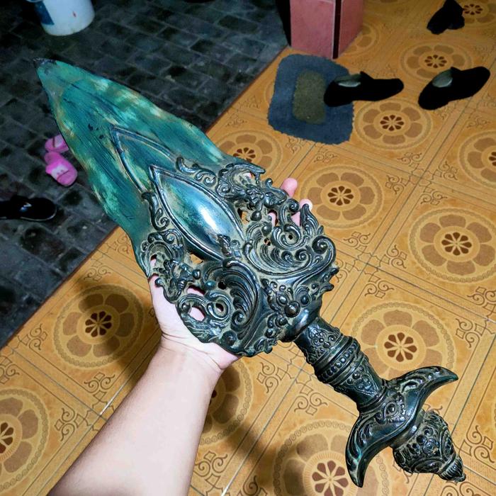 Keris Kadga Singosari Motif Makara Kusuma Bahan Kuningan Sari