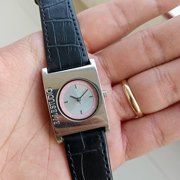 jam elle studio wanita original