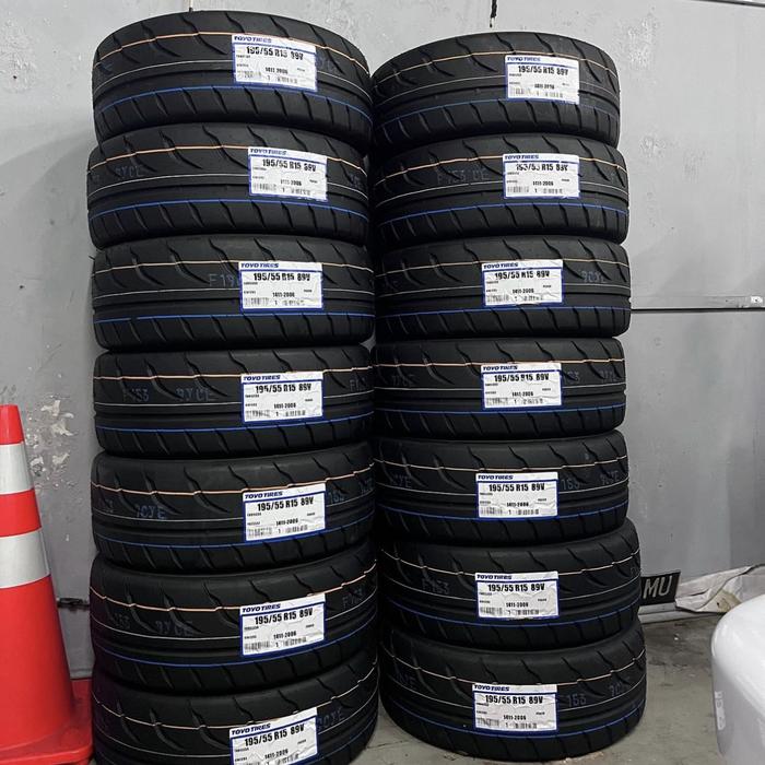 Toyo Proxes R888r 195/55 15