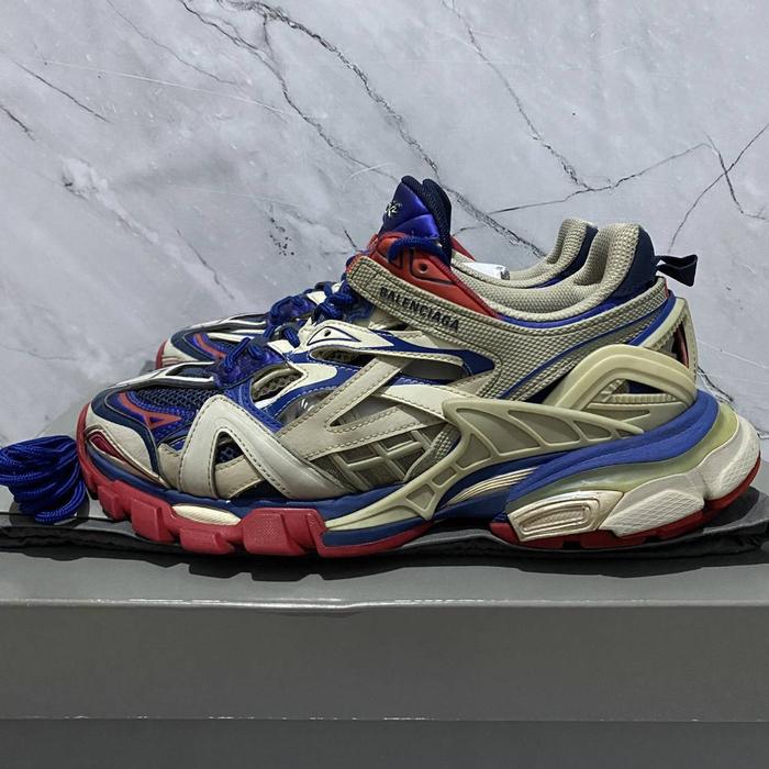 Size 40 Balenciaga Track 2 Beige Blue Red 100% Authentic Sneakers