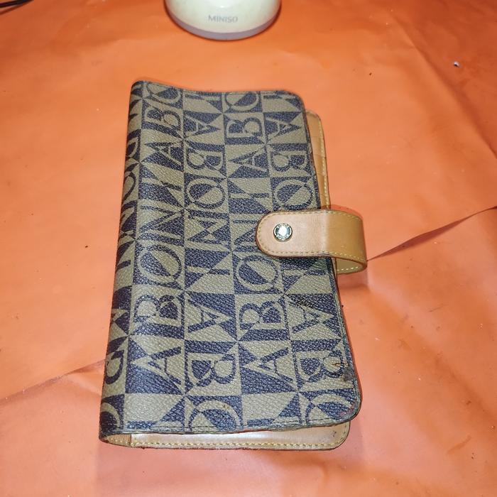 dompet wanita bonia