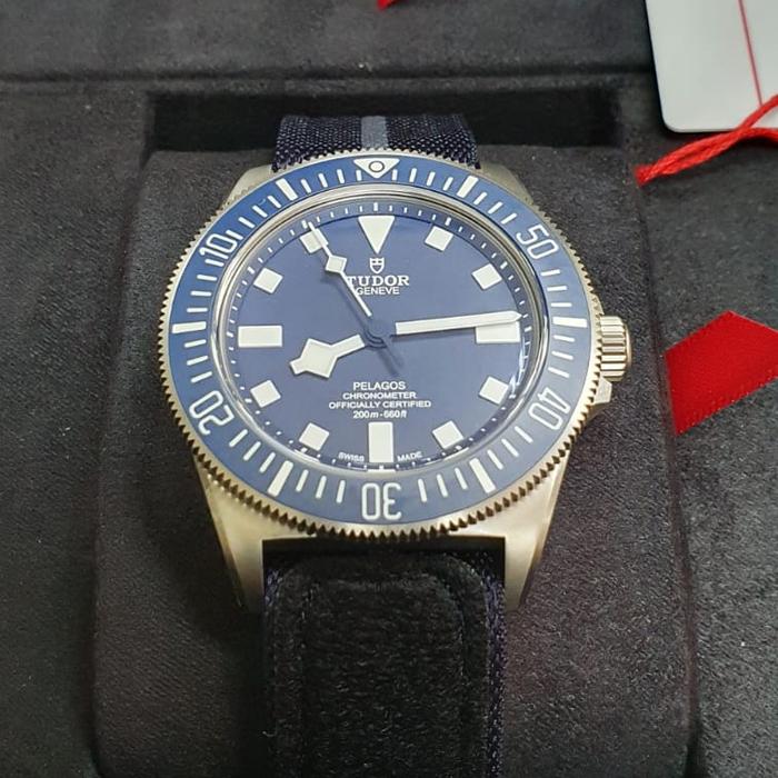 Tudor Pelagos FXD Blue Ceramic Bezel Automatic Titanium Case 42 mm