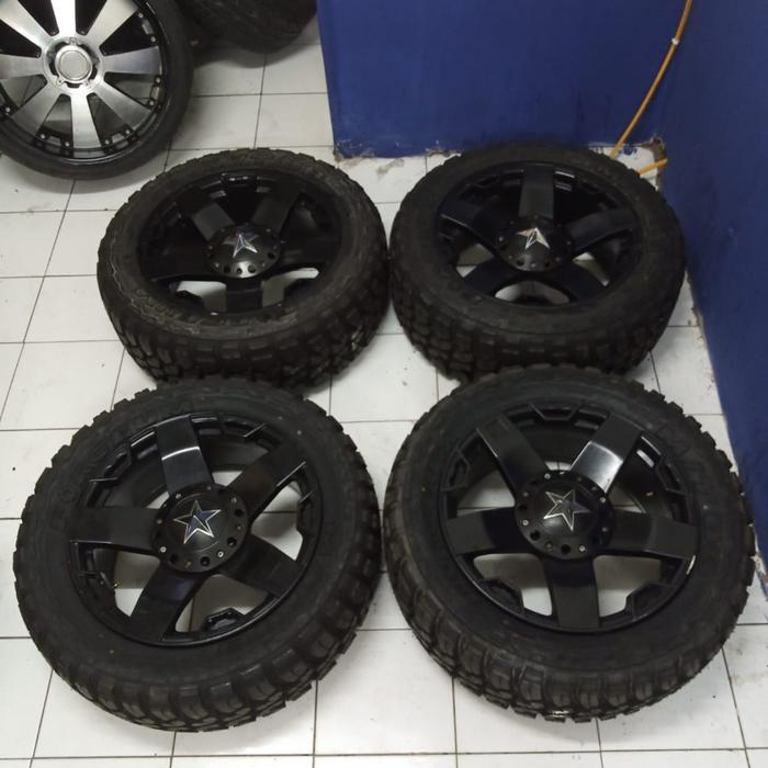 velg mobil bekas rock star  R20 pcd 6x139 + ban m/t 275 55 r20