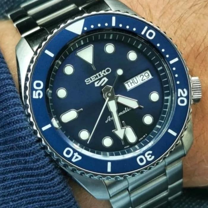 Seiko SRPD51K1 5 Sports Automatic Pria Biru 42.5mm Jam Tangan Mekanik