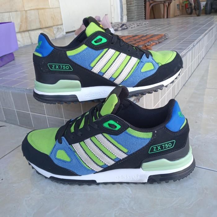 sepatu ADIDAS ZX 750 skateboarding mlb new era nike vans puma bmx