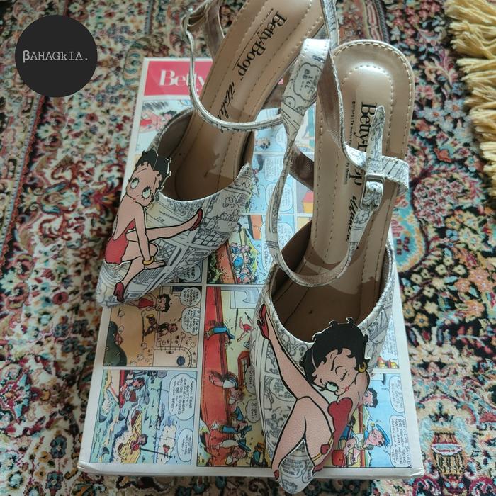 itaherl Betty boop heels second