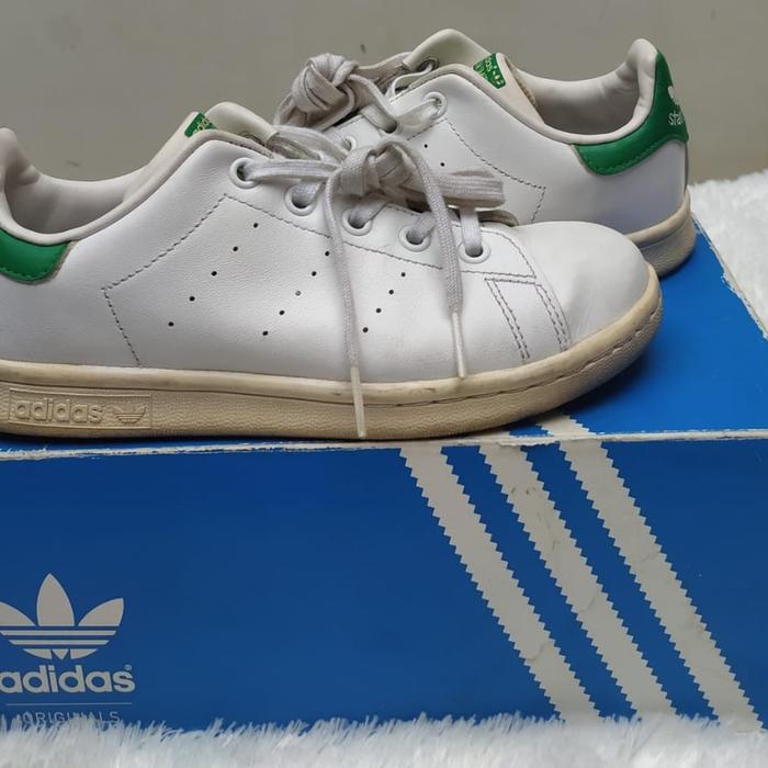 Adidas superstar preloved
