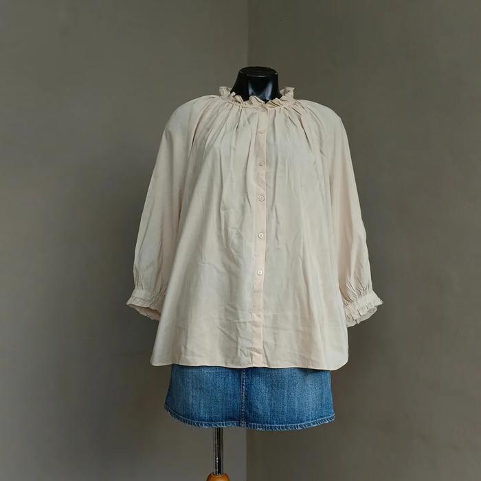 VERA WANG SMOCK BLOUSE