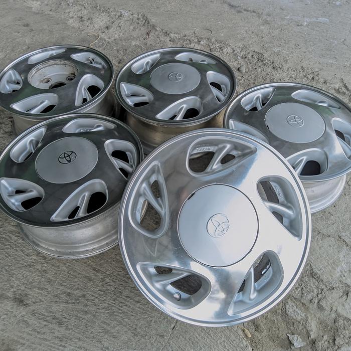 velg kijang kapsul