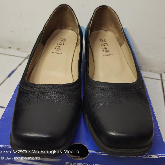 sepatu Robelli wedges original