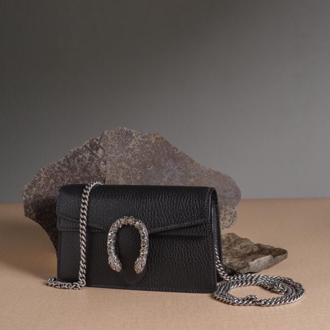 GUCCI Super Mini Dionysus Chain Shoulder Bag in Black Grained Leather