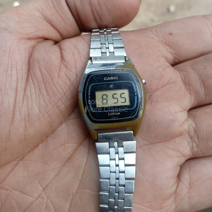 Jam Tangan Wanita / Ladies CASIO DIGITAL