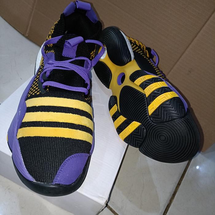 adidas trae young 2 istimewa
