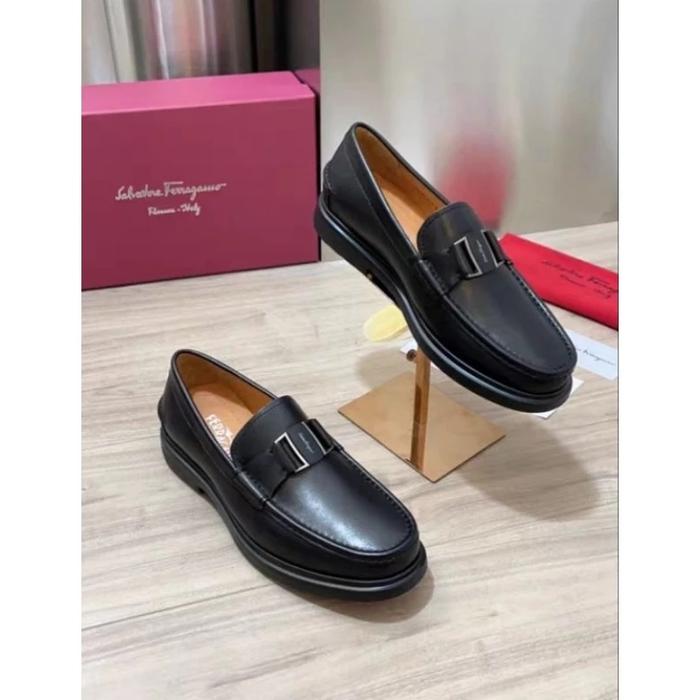 sepatu pantofel pesta pria ferragamo